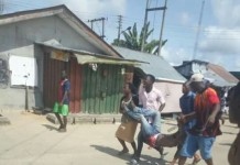 3 KILLED AS BAYELSA COMMUNITY CLASH WITH POLICE OVER VARSITY CLOSURE …… OPPOSITION MOBILISED HOODLUMS – BAYELSA GOV’T