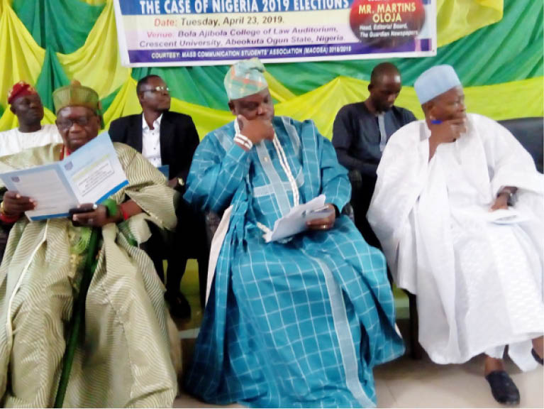 (L- R) Oba Olufemi Ogunleye, Towulade of Akinale, Olota of Ota, Oba Abdul-Kabir Adeyemi Obalanlege and the Dean of College of Arts, Social and Management Sciences, Crescent University, Abeokuta, Ogun State at the lecture by the Association of Communication Scholars and Professionals of Nigeria (ACSPN). Photo: Peter Moses
