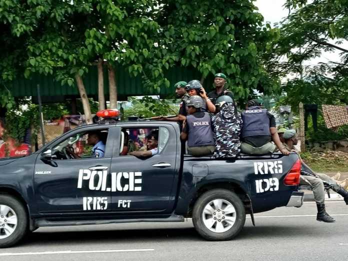 Pix: Shiite Group clash with Police in Abuja. Photo by Gbemiga Olamika