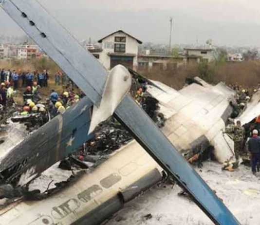 Many feared dead as plane crashes in Congo town