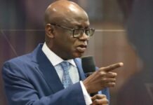 Bishop Oyedepo makes noise over private jet – Pastor Bakare mocks Living Faith founder