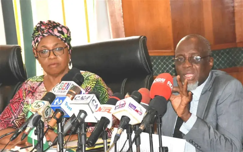 JAMB Board Registrar, Prof. Is-haq Oloyede, at a press briefing in Bwari on Monday.